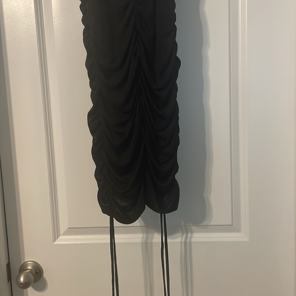Dress - Picture 6 of 7